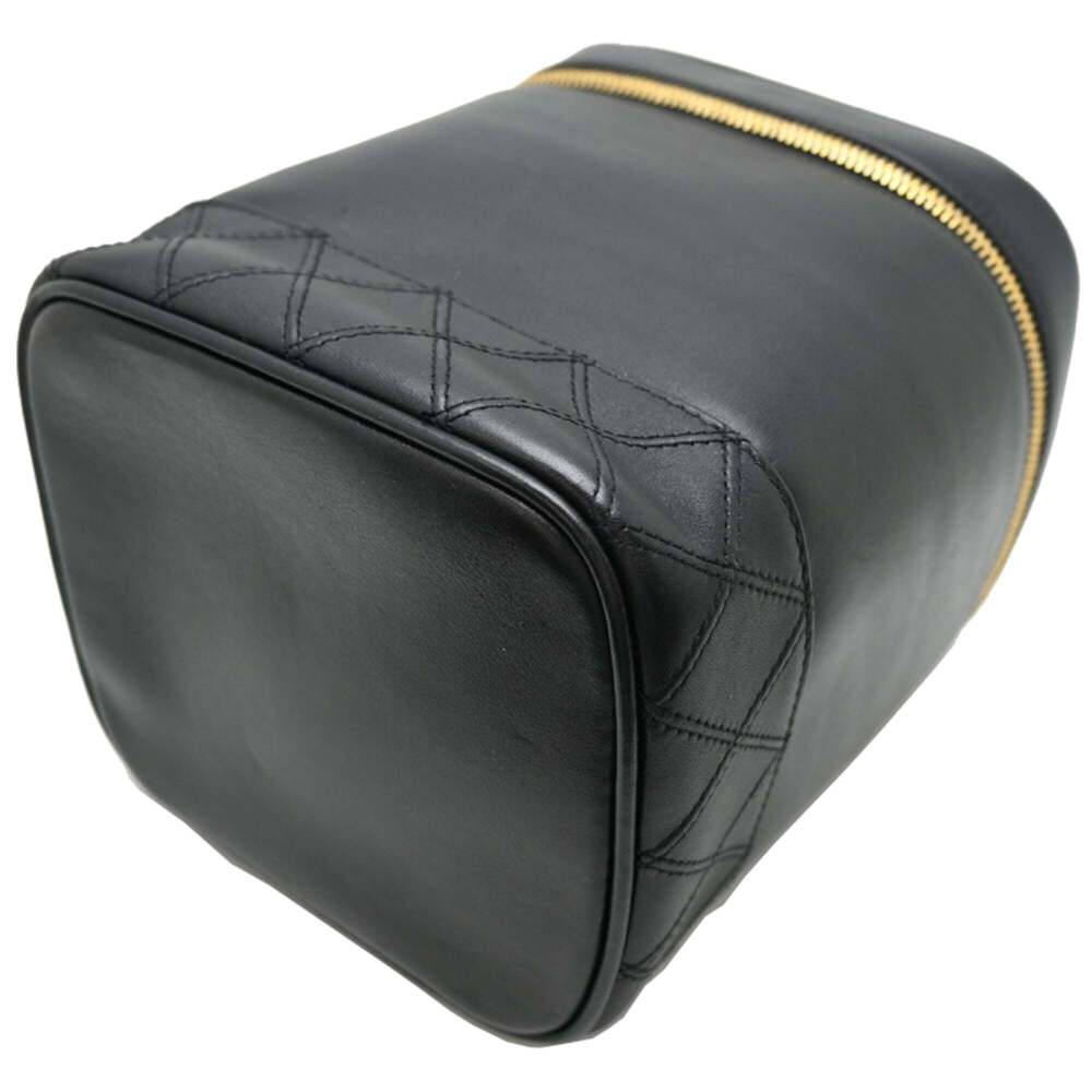 CHANEL Black Lambskin Leather Vanity Bag - Picture 3 of 10